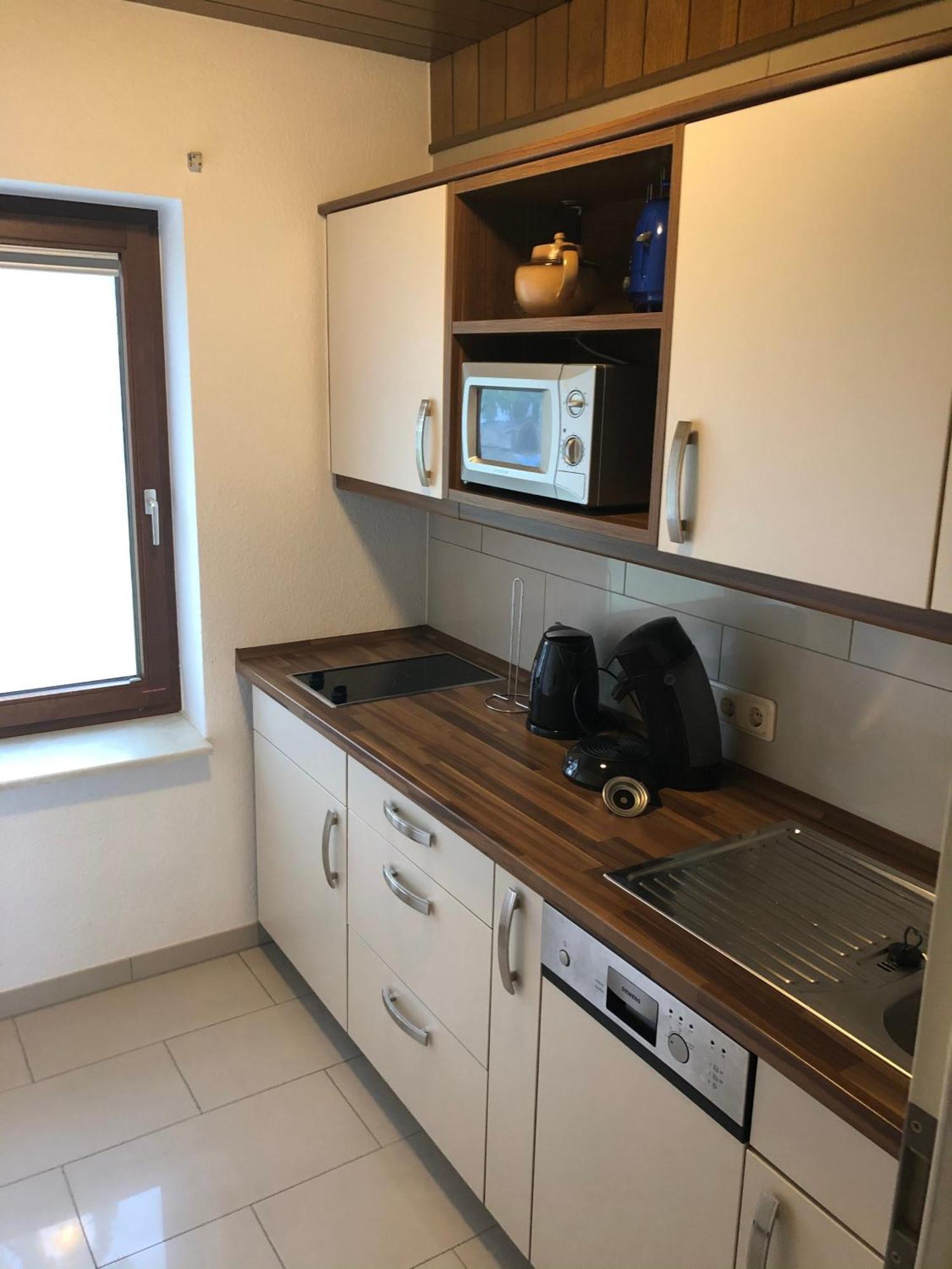 Floh Ferienwohnung Familie Troeger מראה חיצוני תמונה